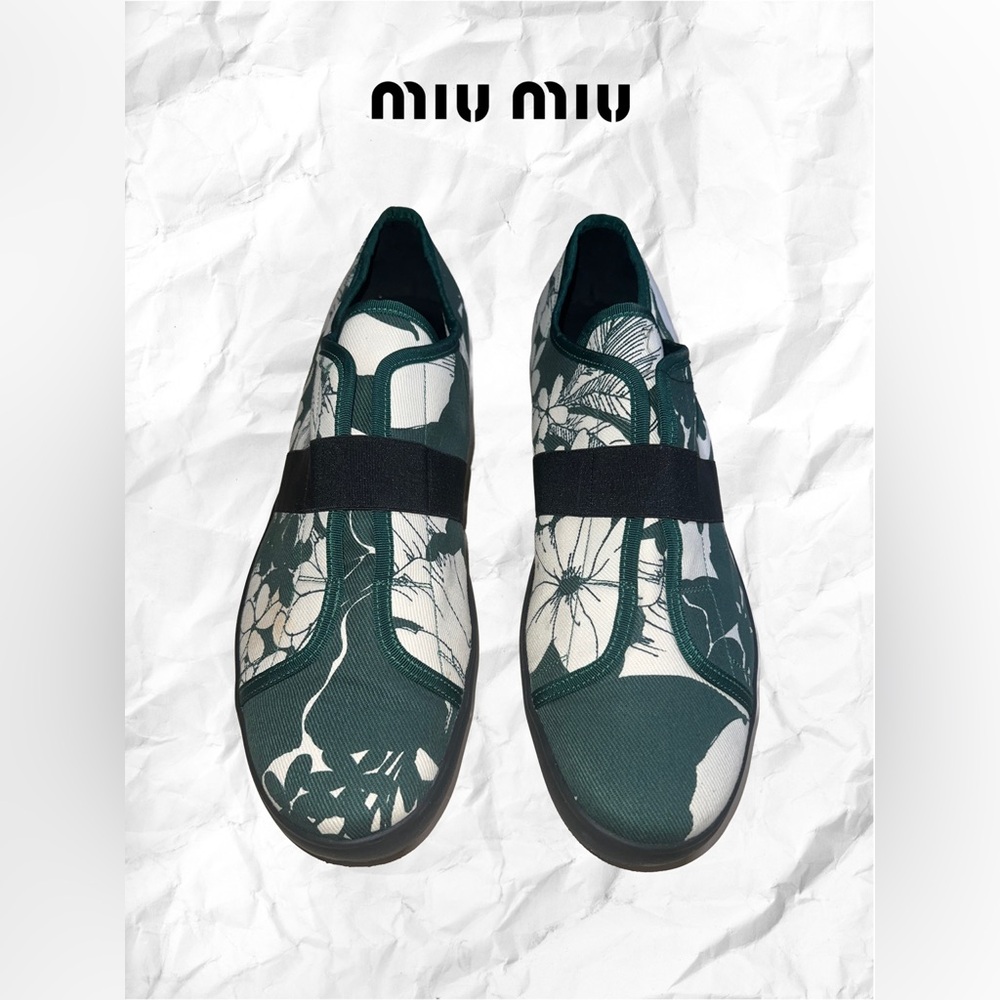 Miu Miu Men’s Green and White Hawaiian Hibiscus Print Sneakers